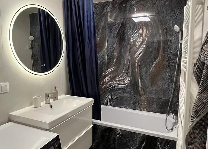 Arena - Vivo & W Free Parking * 브라티슬라바