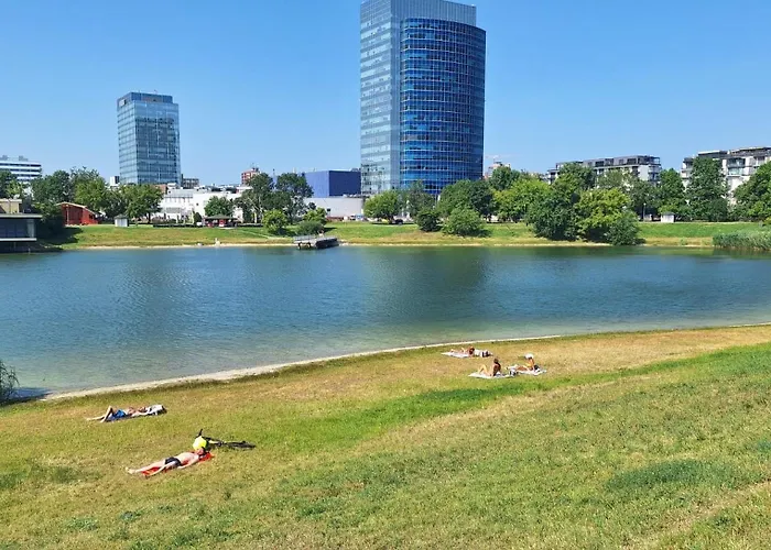 Arena - Vivo & W Free Parking Apartment *